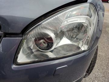 Proiettore sinistro NISSAN QASHQAI del 2008