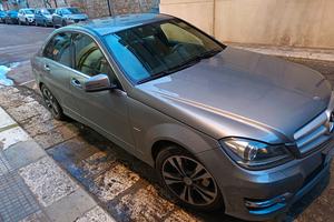 Mercedes Benz classe c 220