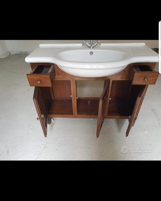 Lavantino bagno con mobiletto