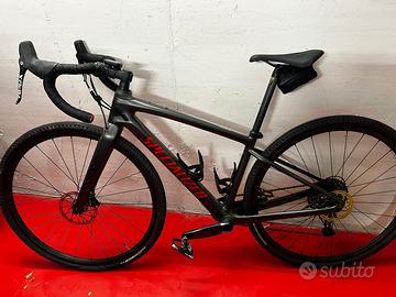 Gravel Specialized Diverge Carbon 49 + accessori