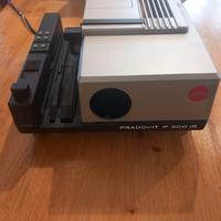 Leica Pradovit P300 IR proiettore diapositive Col