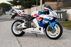 Honda cbr 600rr