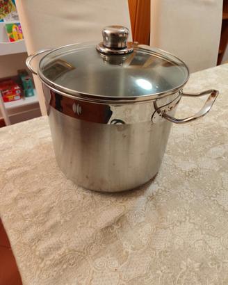 Pentola D24 cm con coperchio marca Gruppo Pintinox