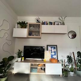 Parete attrezzata IKEA Besta – mobile TV e pensili