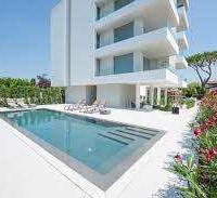 MODERNO QUADRILOCALE CON PISCINA ZONA P.ZZA AURORA