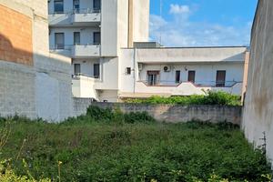 Lotto edificabile in zona residenziale