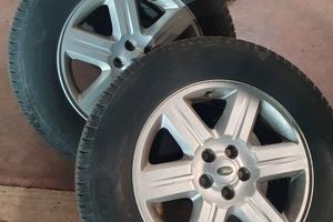 Cerchi e gomme Land Rover Freelander2