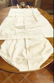 Intimo Donna Da Notte Antico In Due Pezzi.