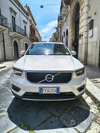 Volvo xc40 (2017-->) - 2019