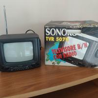 TV vintage SONOKO 5,5" B/N con radio AM/FM