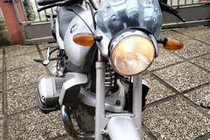 Moto BMW R850R Grigia