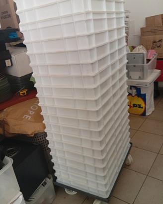 contenitore pila di cassette