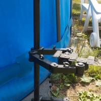 supporto  a muro per monitor