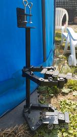 supporto  a muro per monitor