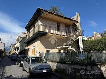 CASA INDIPENDENTE A RIPOSTO