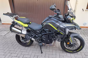 Benelli TRK 702 X