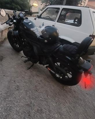 moto honda rebel 500 