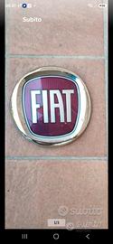 Logo fregio stemma fiat 500