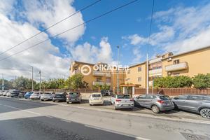 Luminoso quadrivano con posto auto a Selargius