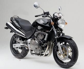 Ricambi  honda hornet 600 2000/2002 