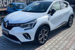 Renault Captur Plug-in Hybrid E-Tech Intens
