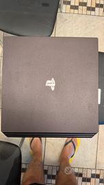 PS4 Pro 1TB + 2 Controller + Giochi