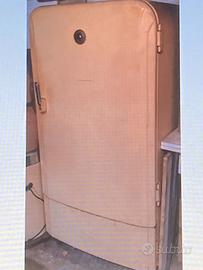 Frigo antico bombato Electrolux anni 50