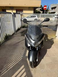 Suzuki Burgman 125