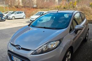 Ford Fiesta 1.4 TDCi 70CV 3 porte Titanium