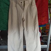 Pantaloni a castello