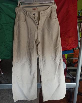 Pantaloni a castello