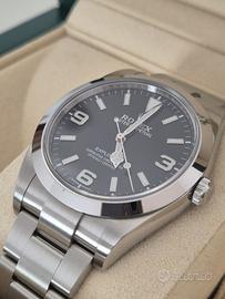 Rolex Explorer 39 mm 214270 Mark 2, mai indossato!