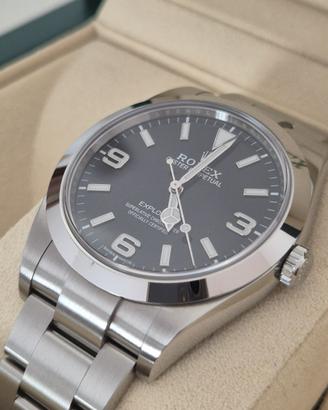 Rolex Explorer 39 mm 214270 Mark 2, mai indossato!