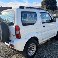 Suzuk Jimni Pochi KM!