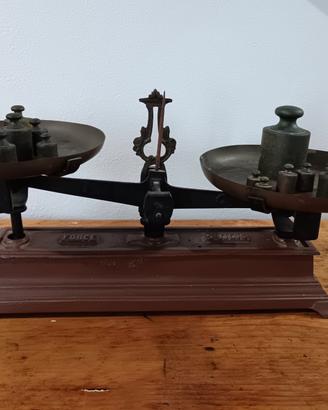 Bilancia antica Force 