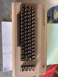 COMMODORE 64