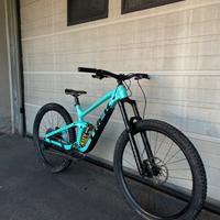 Trek slash