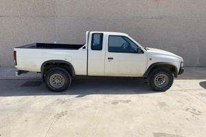 Nissan pick up