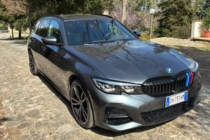 BMW 330e Touring XDrive MSport