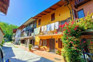 CASA SEMINDIPENDENTE A CAFASSE