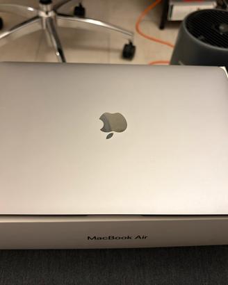 MacBook Air 2018 16 GB RAM 256 SSD