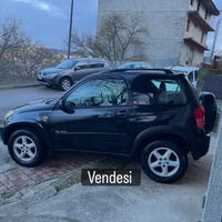 Toyota RAV 4 RAV4 2.0 Tdi D-4D cat 3 porte Sol