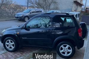 Toyota RAV 4 RAV4 2.0 Tdi D-4D cat 3 porte Sol