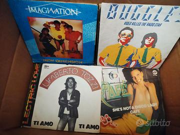 50 dischi piccoli a 45 giri