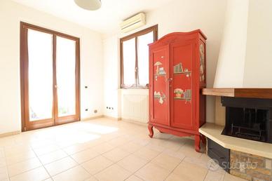 2 LOCALI A SAN BENEDETTO DEL TRONTO