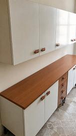 MOBILI CUCINA IN FORMICA