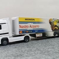 Camion Mercedes Honda Nastro azzurro scala 1/87