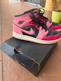 Air Jordan 1 MID rosa