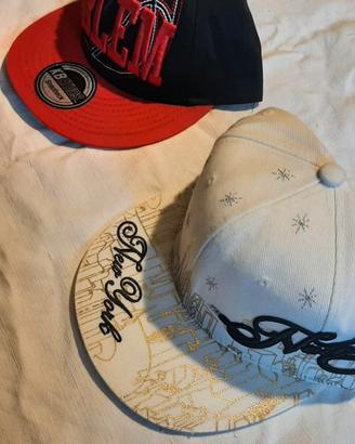 2 cappelli new era nuovi mai usati originali 