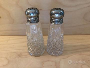 Vecchi porta sale e pepe